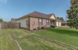 119 Charlene St, Bono, AR 72416