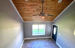 2 PEBBLE Place, NEWARK, DE 19702