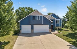 1233 Irvine Drive, Hanover, MN 55341