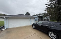603 Topaz Trail, Lannon, WI 53046