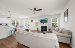 147 Somerset Lane, Central, SC 29630