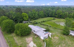 452 County Rd 336, De Berry, TX 75639