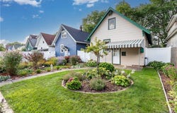 2462 Willow Avenue, Niagara Falls, NY 14305