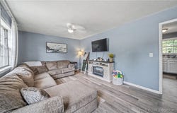 14 Leisure Road, Eldon, MO 65026