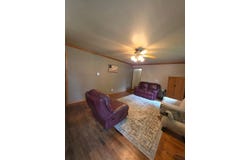 702 E Tampa Dr, Robinson, IL 62454