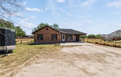 1216 N Stewart Boulevard, Alton, TX 78573