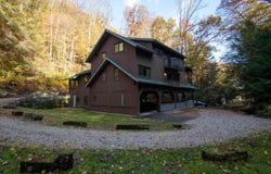 25779 Bailey Road, Rockbridge, OH 43149