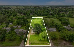 914 Griffith Avenue, Terrell, TX 75160