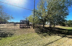 11612 LOOP 107, Adkins, TX 78101