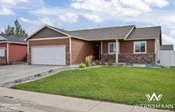 1200 Pintail Dr, Gillette, WY 82718