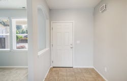 5290 SQUIRREL St, Springfield, OR 97478