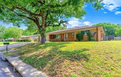 1328 Brookside Drive, Hurst, TX 76053