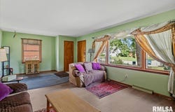 2124 BLACKHAWK Road, Springfield, IL 62702