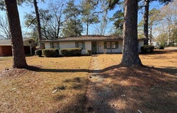 300 Reid Drive, Dothan, AL 36301