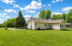 1619 E Maple Street, Columbus, KS 66725