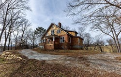 26 Sloan St, Franklin, NC 28734