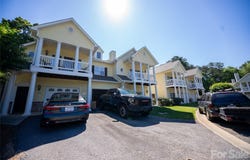 1392 21st Avenue NE, Hickory, NC 28601