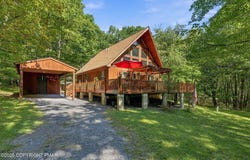 830 Lake Drive, Lehighton, PA 18235