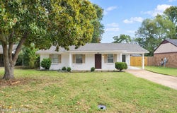 6460 Yorkshire Road, Horn Lake, MS 38637