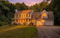 1036 Pleasant Street, Leominster, MA 01453