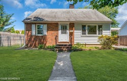 22 Rumson Place, Little Silver, NJ 07739