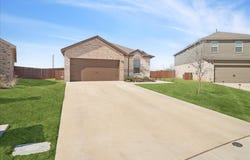 105 Driftoak Drive, Boyd, TX 76023