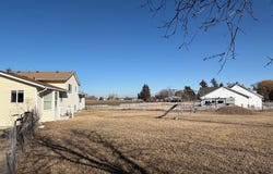 1077 E 1300 N, Shelley, ID 83274