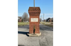 North Drive, Almo, KY 42020