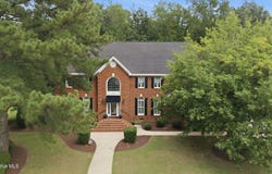 812 Paddington Drive, Greenville, NC 27858