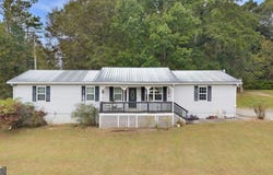 106 Webb Drive NE, Calhoun, GA 30701