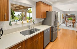 1858 Laurel Rd, Oceanside, CA 92054