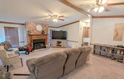 701 Knob Hill Cir, Dothan, AL 36301