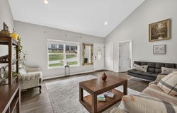 488 Rockhill Drive, Forsyth, MO 65653