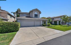 2353 Wayfarer Dr, Discovery Bay, CA 94505