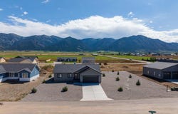 540 LITTLE GREYS Loop, Etna, WY 83118