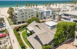 15 30th Ave, Los Angeles, CA 90291