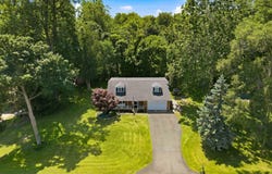 49861 Valley Drive, Shelby Twp, MI 48317-1581