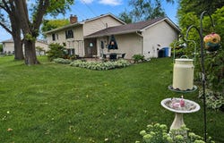 1798 E Bluestone Drive, Eagan, MN 55122