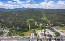 475 Gordon Street, Custer, SD 57730