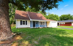 21 Glenview Lane, Willingboro, NJ 08046