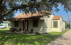 721 Fetick Avenue, Taft, TX 78390