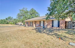 3501 Midwest Drive, Bryan, TX 77802