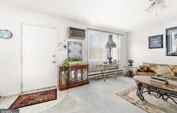 160 ELMTOWNE Boulevard, HAMMONTON, NJ 08037