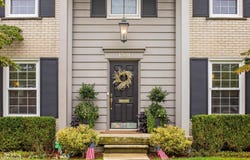 1301 Torrey Road, Grosse Pointe Woods, MI 48236
