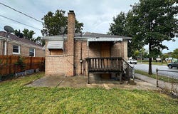 1159 N Long Avenue, Chicago, IL 60651