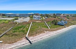588 Dune Road, Westhampton, NY 11978