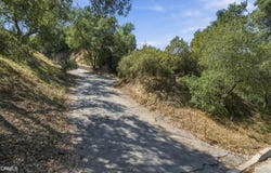 1220 Flintridge Circle, La Canada Flintridge, CA 91011