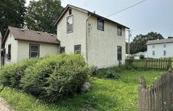 404 E 9th Street, Lockport, IL 60441