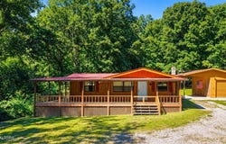 101 Mountain View Rd, Robbins, TN 37852