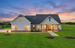5692 County Road 1093, Celeste, TX 75423